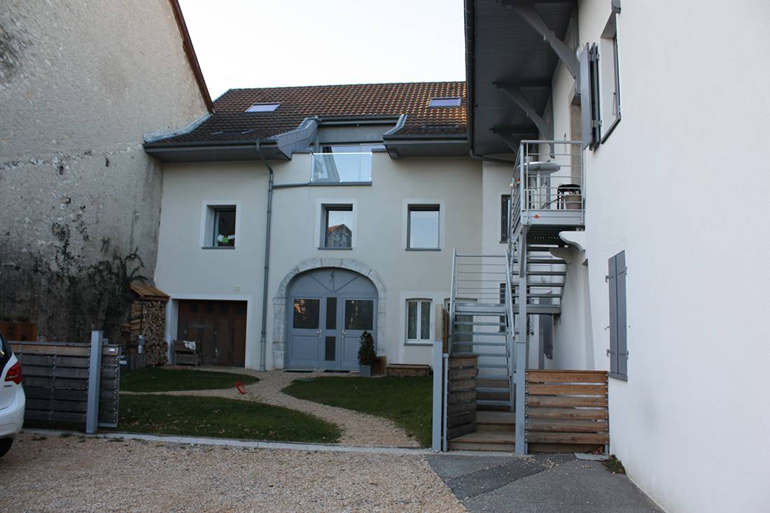 Besse b%20copie - Attribut alt par défaut.